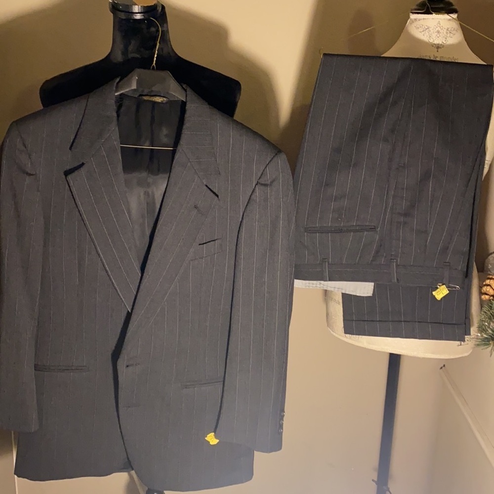 Man in Wool charcoal Gray pinstripe suit mens professional business jacket pants